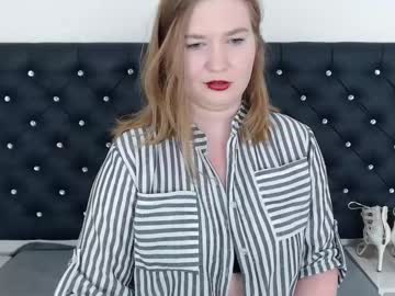 See Laraflirt online Now @ roxpoxy.com