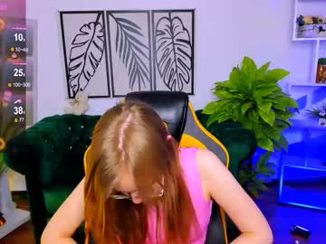 See Layriantavee online Now @ roxpoxy.com
