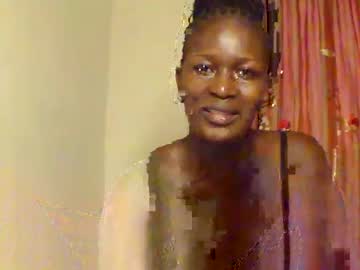 See Letecia557422 online Now @ roxpoxy.com