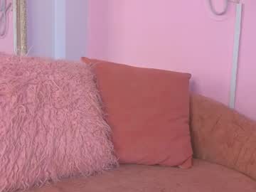 See Leylarusso online Now @ roxpoxy.com