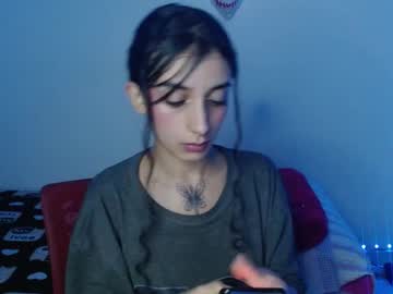 See Lil_lisaa online Now @ roxpoxy.com