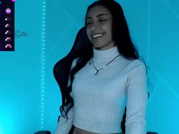 See Lilylouisee_ online Now @ roxpoxy.com