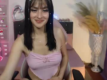 See Lisi_tay online Now @ roxpoxy.com