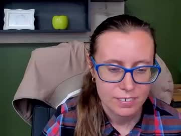 See Lizzy_sparkle online Now @ roxpoxy.com