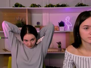 See Lole_ti online Now @ roxpoxy.com