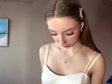 See Lomakamstra online Now @ roxpoxy.com