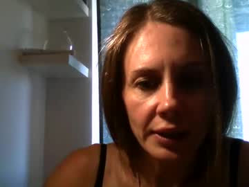 See Luciemack online Now @ roxpoxy.com