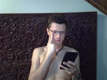 See Lumberjack__666 online Now @ roxpoxy.com