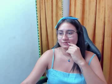 See Luna_0211 online Now @ roxpoxy.com