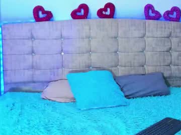 See Lushy_sweeet online Now @ roxpoxy.com