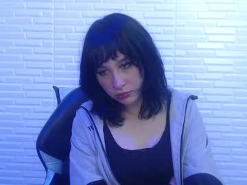 See Maivis_star online Now @ roxpoxy.com