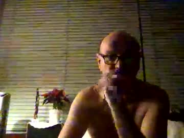 See Manes5858 online Now @ roxpoxy.com