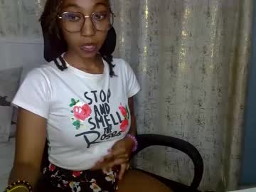 See Mariejuana_bliss online Now @ roxpoxy.com