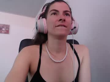 See Mariel_sins21 online Now @ roxpoxy.com