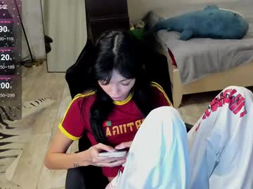 See Mariella__adams online Now @ roxpoxy.com