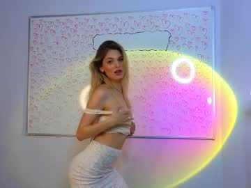 See Mattieandrews online Now @ roxpoxy.com