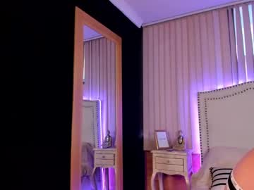 See Mayajhons online Now @ roxpoxy.com