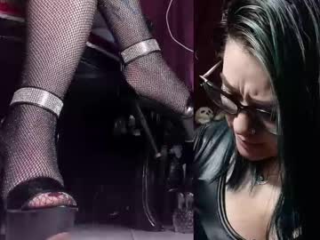 See Megoddessara online Now @ roxpoxy.com