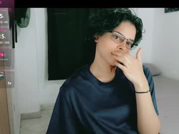 See Melissa_and_dany online Now @ roxpoxy.com