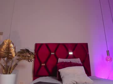 See Melissaafox online Now @ roxpoxy.com