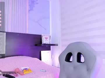 See Meredith_spencer online Now @ roxpoxy.com