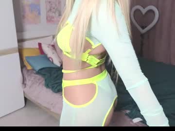 See Milena_red online Now @ roxpoxy.com