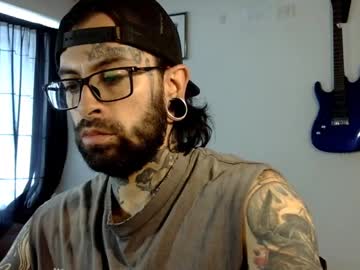 See Misternocturne online Now @ roxpoxy.com