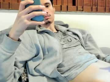 See Moderdelier online Now @ roxpoxy.com