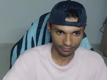 See Mr_max__ online Now @ roxpoxy.com