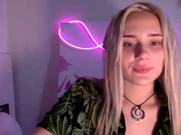 See Musescorner online Now @ roxpoxy.com