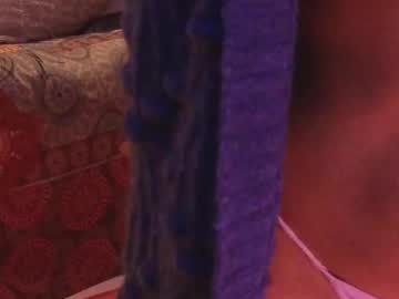 See Natalia_curlyx online Now @ roxpoxy.com