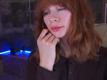 See Nicol_moonn online Now @ roxpoxy.com