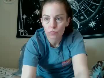 See Nicolegoodvibes00 online Now @ roxpoxy.com