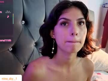 See Ninasky19 online Now @ roxpoxy.com