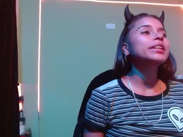 See Noha_thomson online Now @ roxpoxy.com