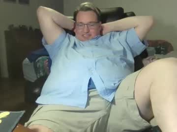 See Nolanvalenciax online Now @ roxpoxy.com