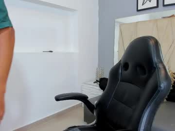 See Owen__johnson online Now @ roxpoxy.com