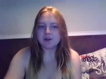 See Phatassblond online Now @ roxpoxy.com