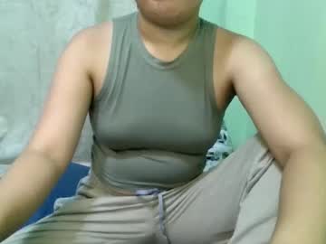 See Pinkish_shine online Now @ roxpoxy.com