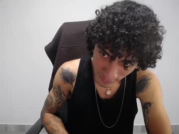 See Present_the_magic online Now @ roxpoxy.com