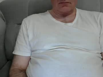 See Pussyslav39 online Now @ roxpoxy.com