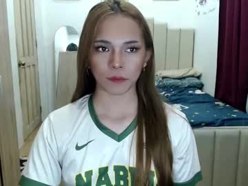 See Queen_heart0 online Now @ roxpoxy.com