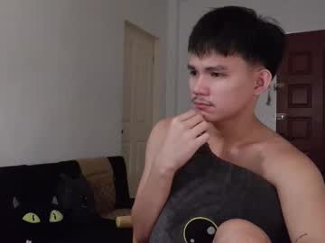 See Ravenheaventhns online Now @ roxpoxy.com