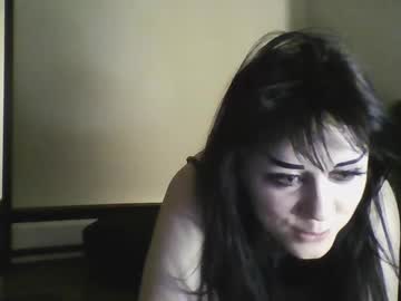 See Ravyn_nyx online Now @ roxpoxy.com