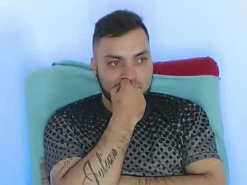 See Robert_leroy online Now @ roxpoxy.com