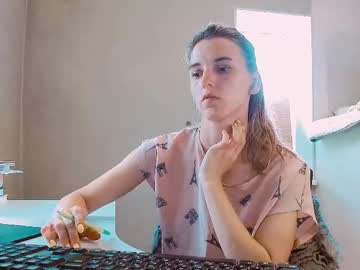 See Rosa843850 online Now @ roxpoxy.com