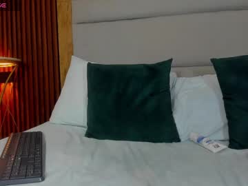 See Roseliam_ online Now @ roxpoxy.com