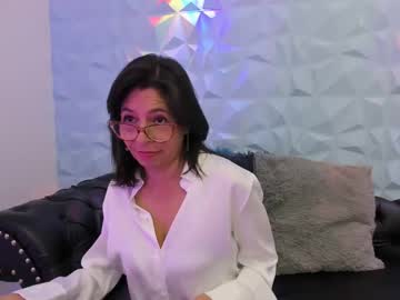 See Sabinadeluxe_cg online Now @ roxpoxy.com