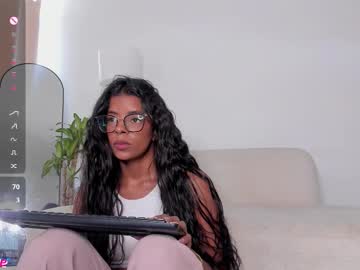 See Selenahoot online Now @ roxpoxy.com