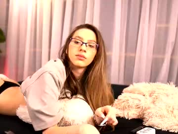 See Sereyarose online Now @ roxpoxy.com